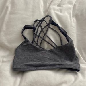 Lululemon sports bra
